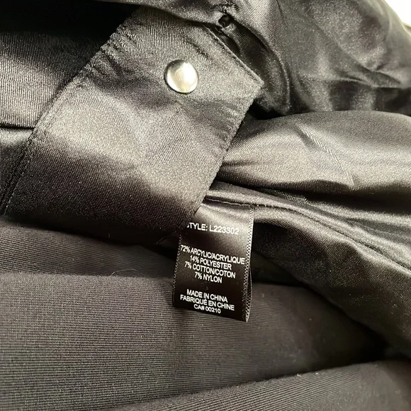 Deep Black Persian Cape Coat. Like Brand New 💕 - Picture 9 of 12